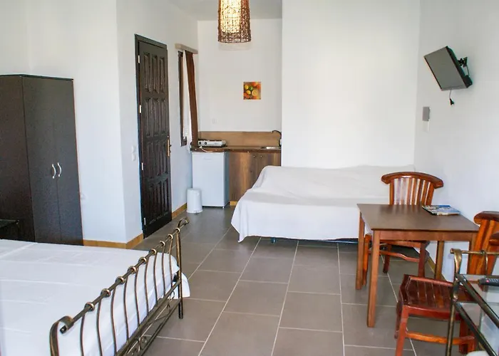 Amorani * Batsi (Andros)