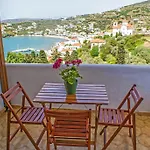 Amorani Apartment