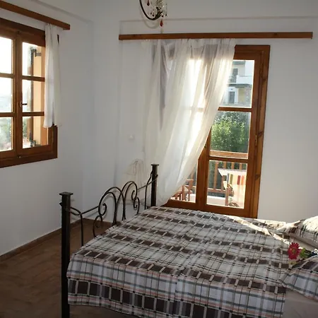 Amorani Apartment