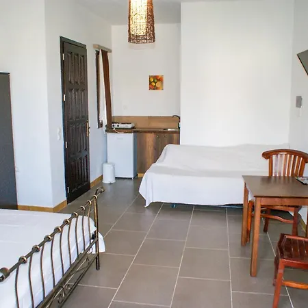 Amorani * Batsi (Andros)